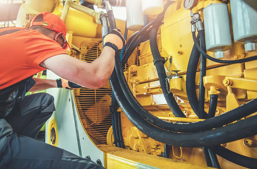 Heavy equipment mechanic providing mobile repair services for farms and construction crews